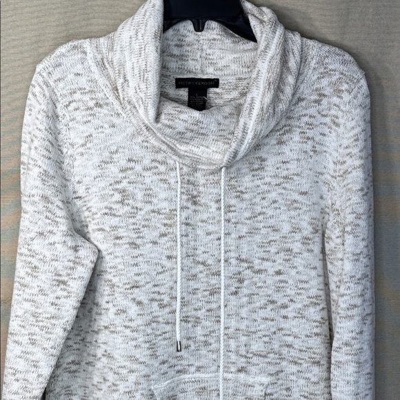Preswick & Moore Sweater White/TanCowl Neck Kangaroo Pocket in Size L  NWT - Picture 4 of 13